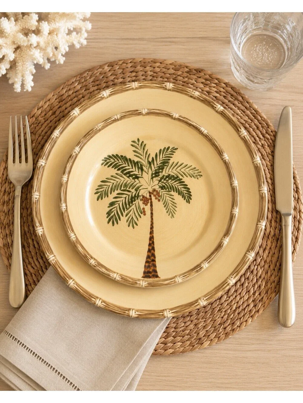 Trends West Palm Plates Set of 4 - (2) Dinner Plates & (2) Salad Plates